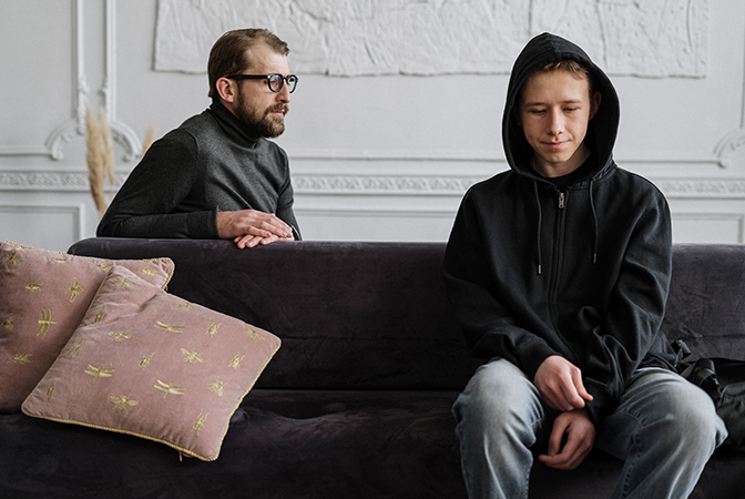 Depression | How Parents Can Help their Children 3 As we all know, teens are more often than not very reluctant to talk about their feelings. Especially not with their parents. Nonetheless, when you notice a change in your child's behaviour that merit a discussion.
